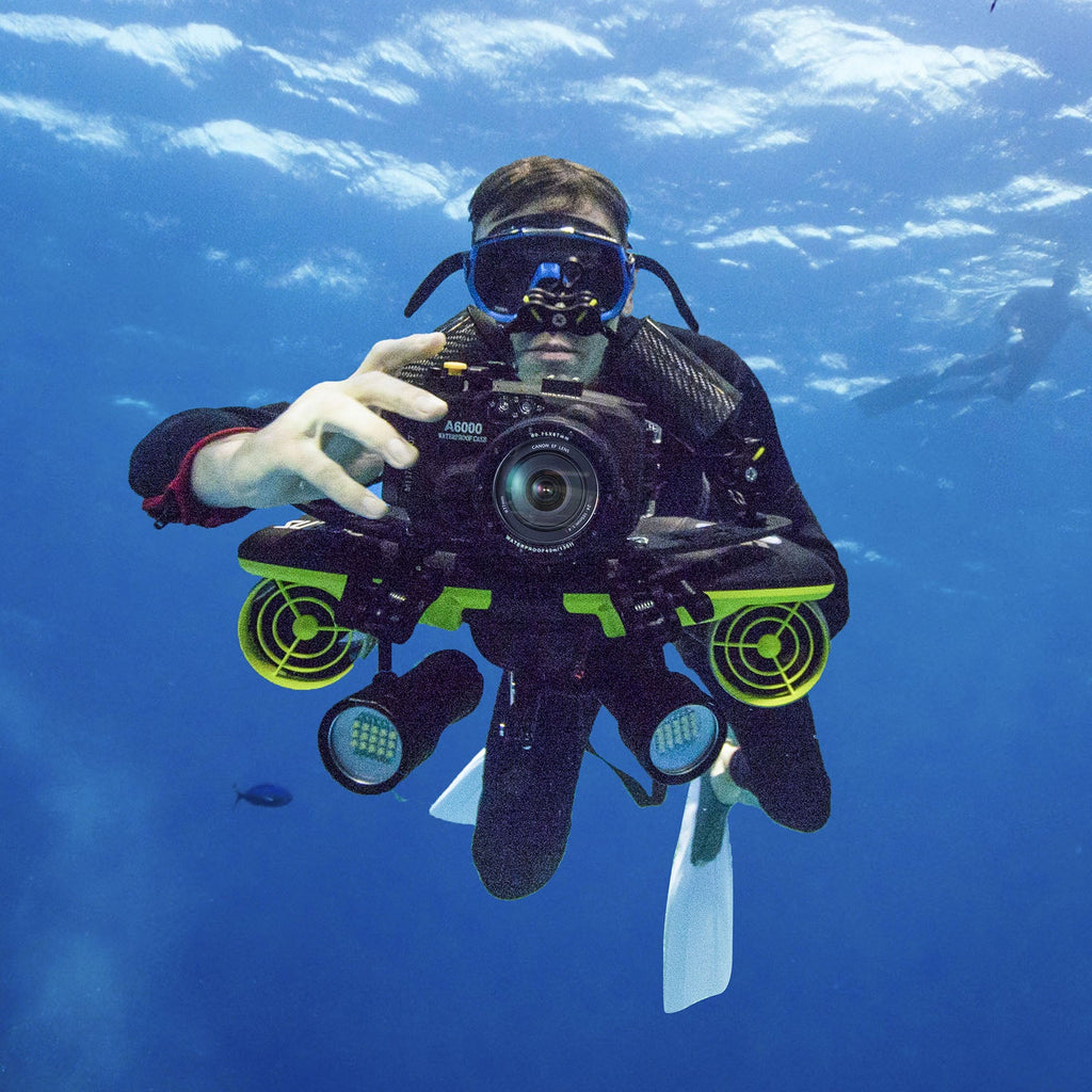 Sublue Navbow Underwater Scooter | 3-Speed OLED Dive Scooter
