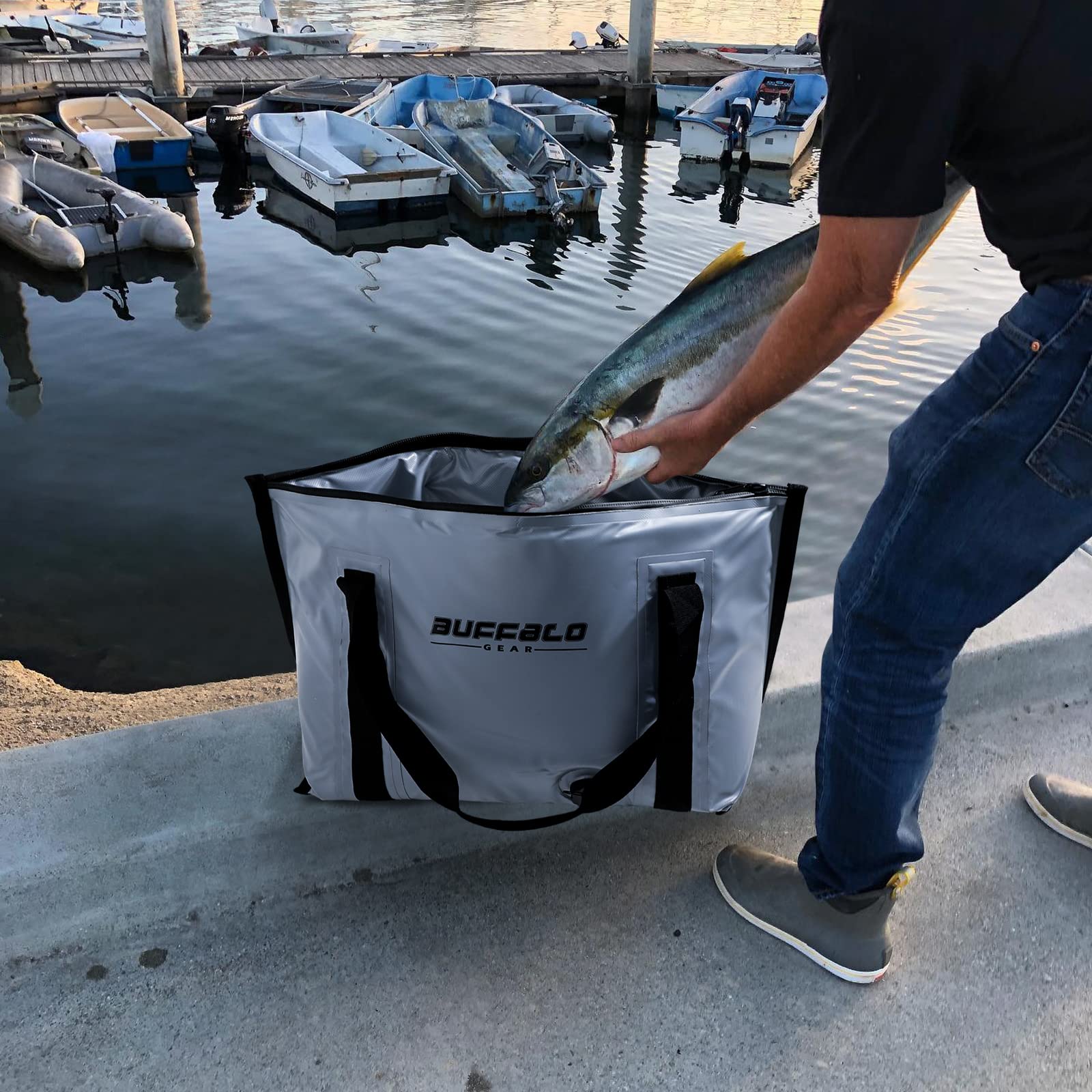 Insulated Fish Cooler Bag with Flat Bottom — 37QT / 35L