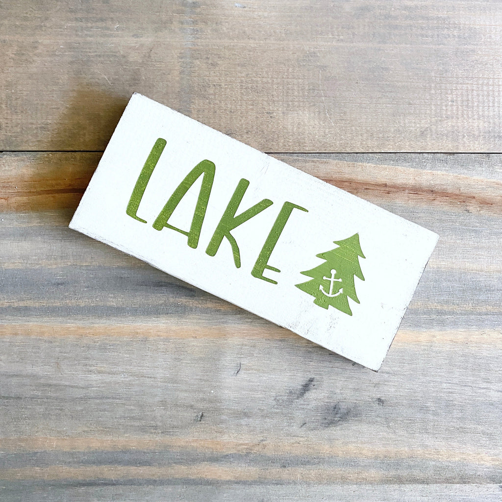 Lake Christmas Tree Wood Sign